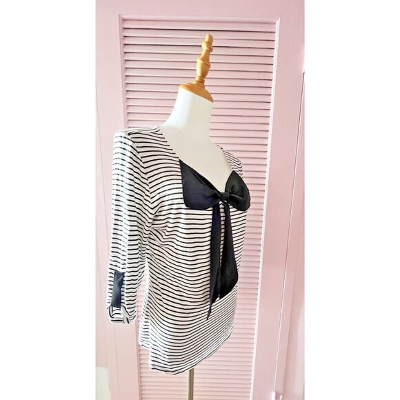 Vintage Size XL Women's Striped Top Big Bow Black White Stretch Made in USA - Picture 10 of 11
